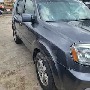 Honda Pilot 2010 Gray
