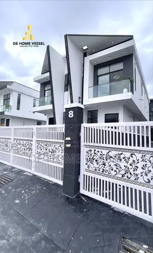 4bdrm Duplex in Ikota for sale