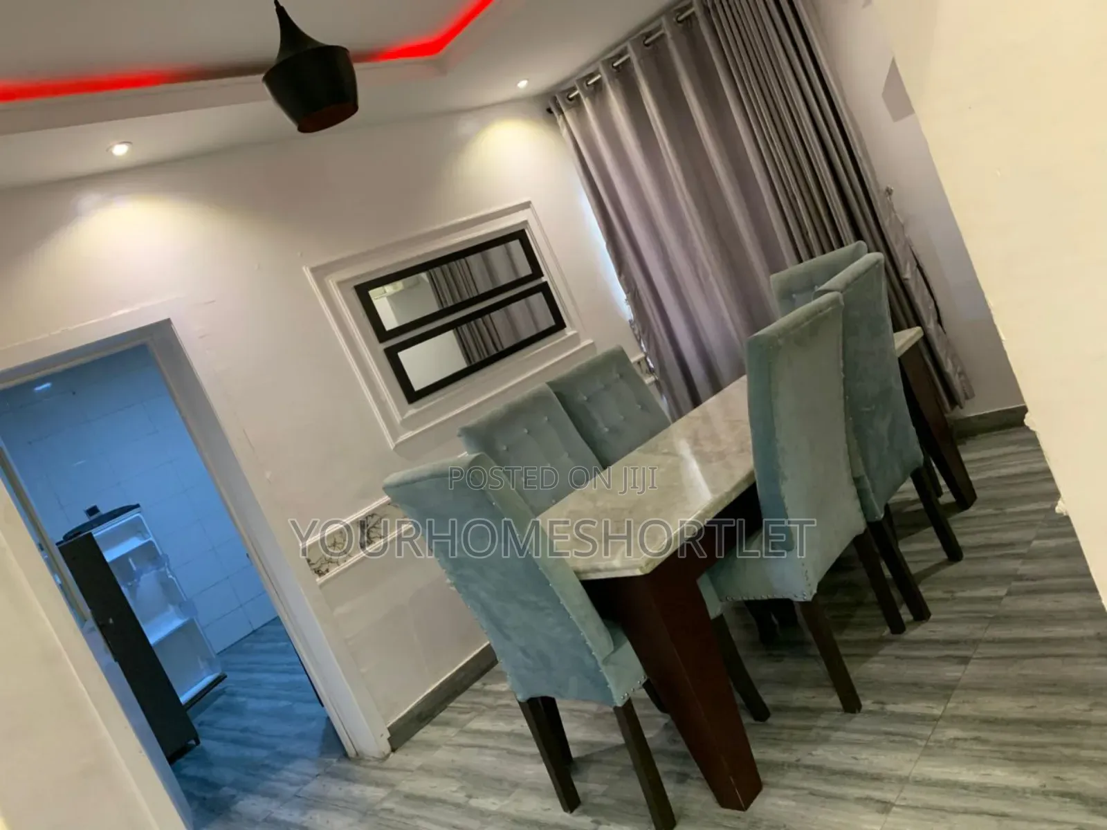 Luxury 4 Bedroom Duplex With Table Socker