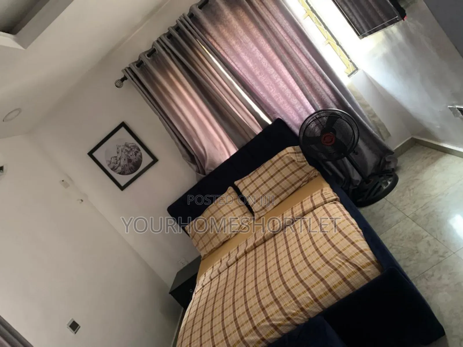 Luxury 4 Bedroom Duplex With Table Socker