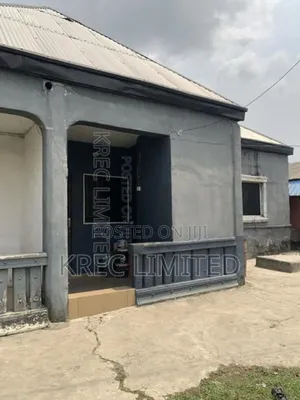 20bdrm Block of Flats in Agip Estate Phc, Port-Harcourt for sale