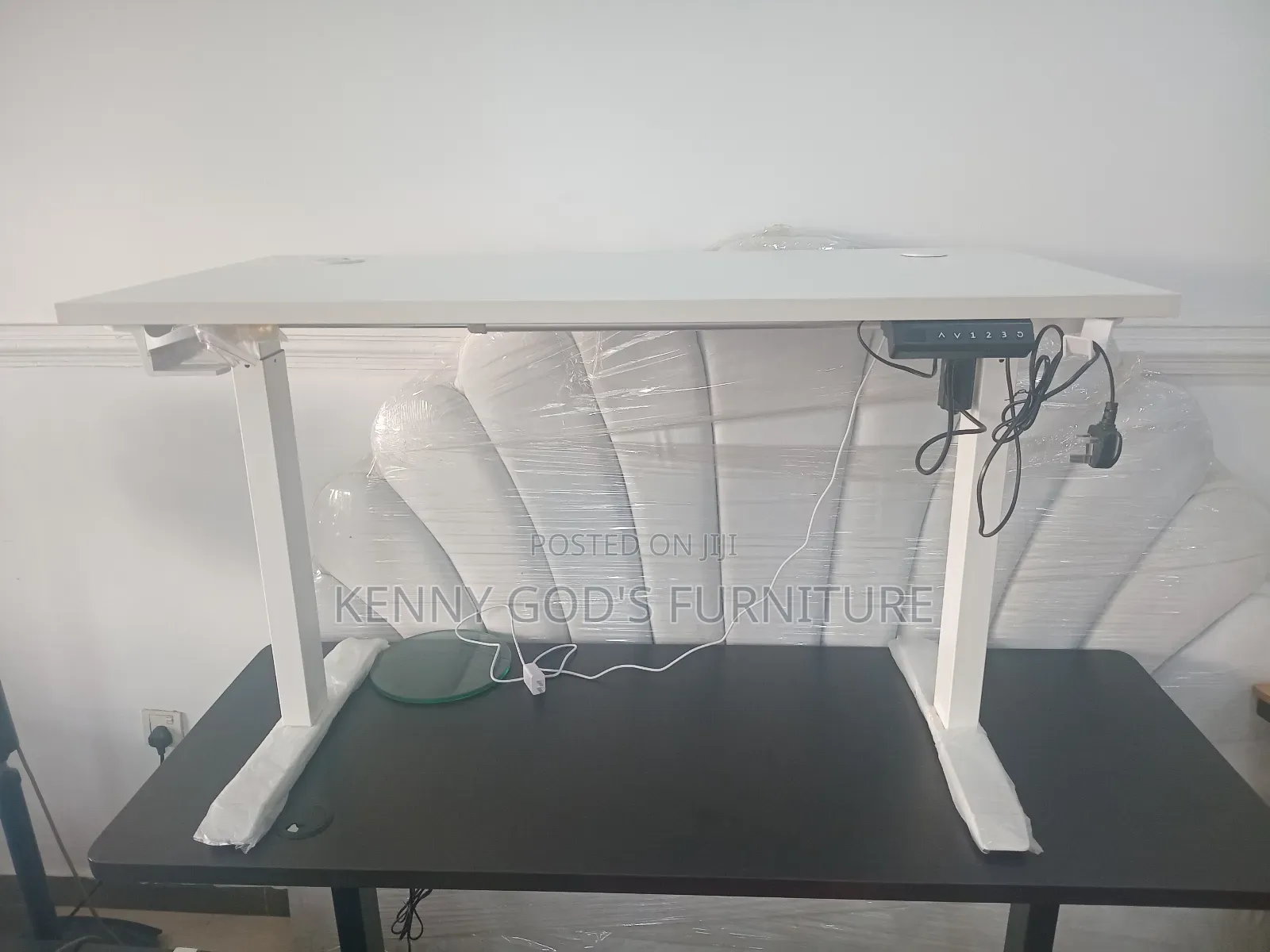 Electronic Adjustment Reading Table