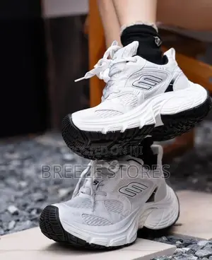 Retrospect Great - B Double Soled Sneakers