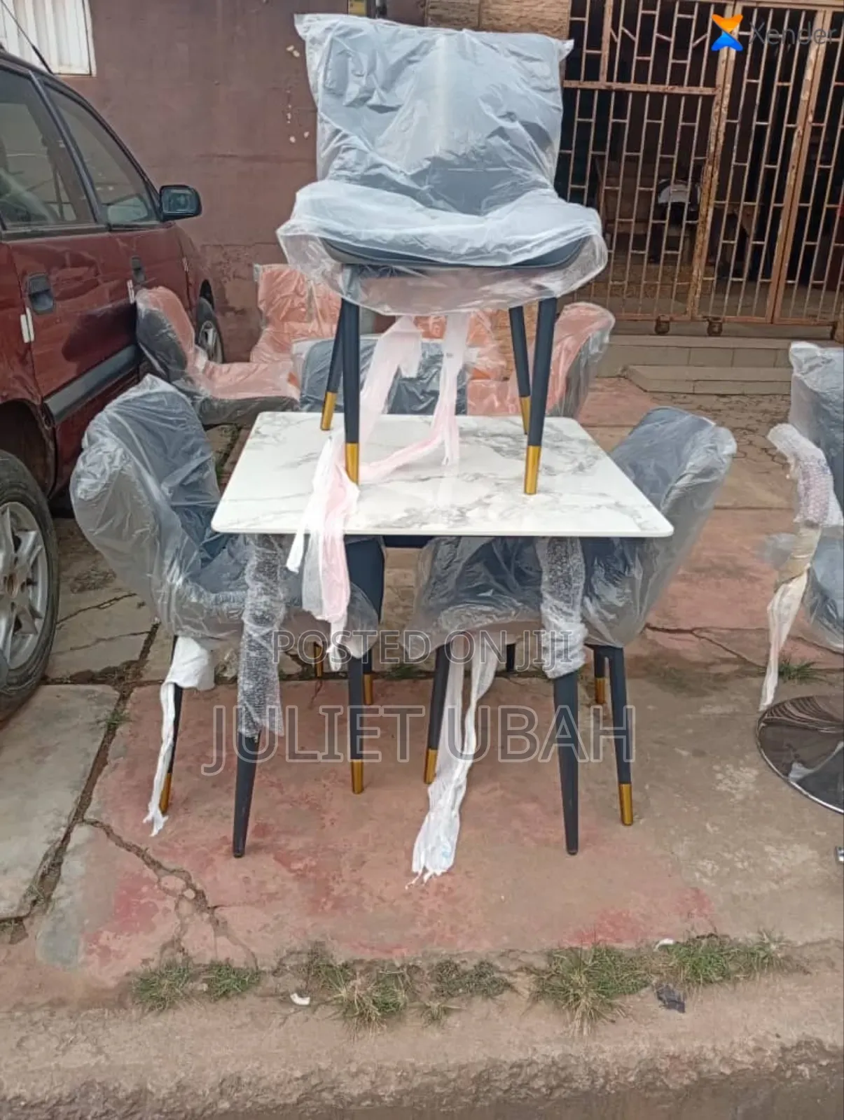 Quality Imported Marble Dining With 4 Chairs