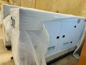250kva Perkins Soundproof