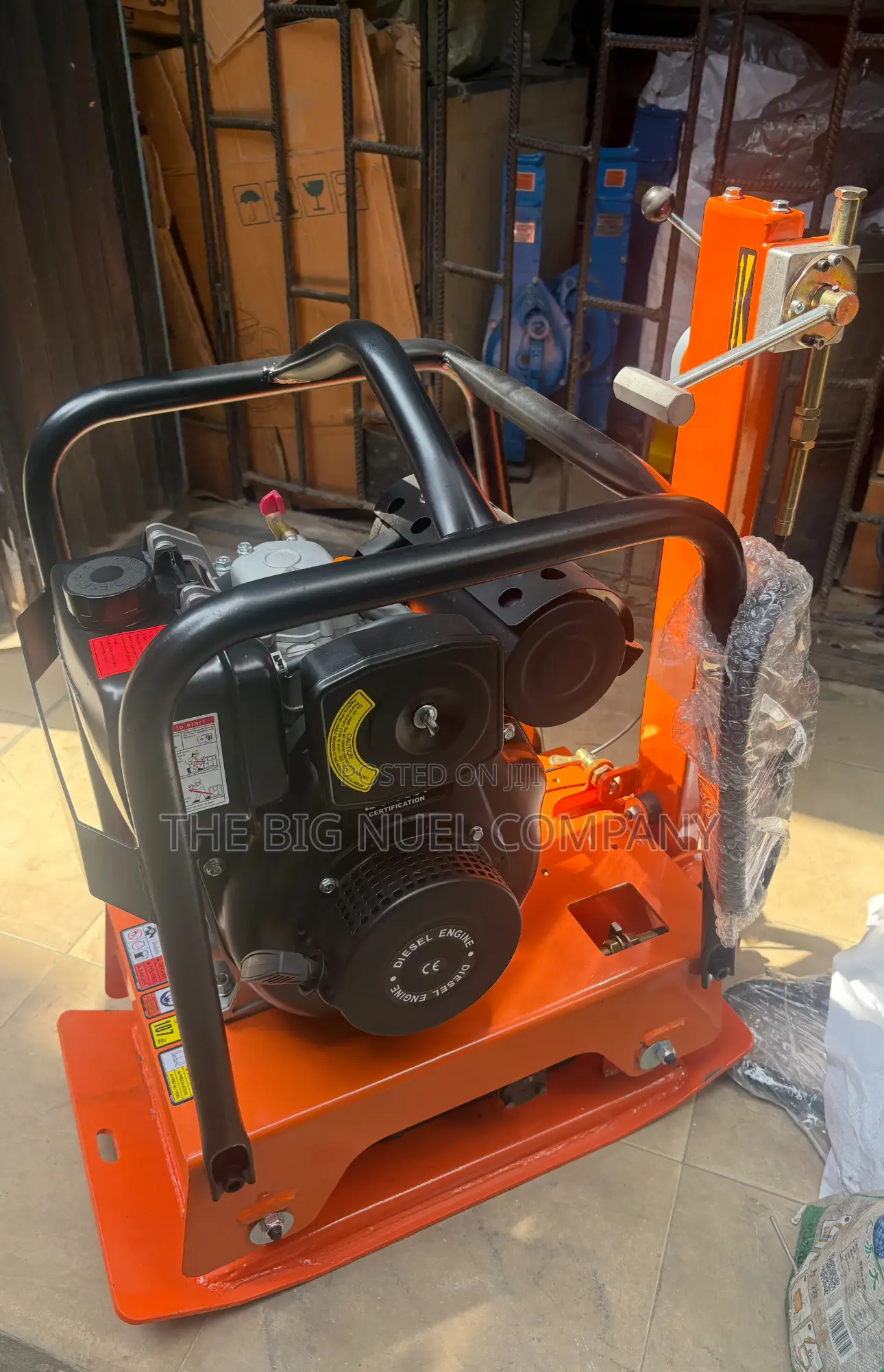 Strong C180 Diesel Engine Plate Compactor Machine Reversible