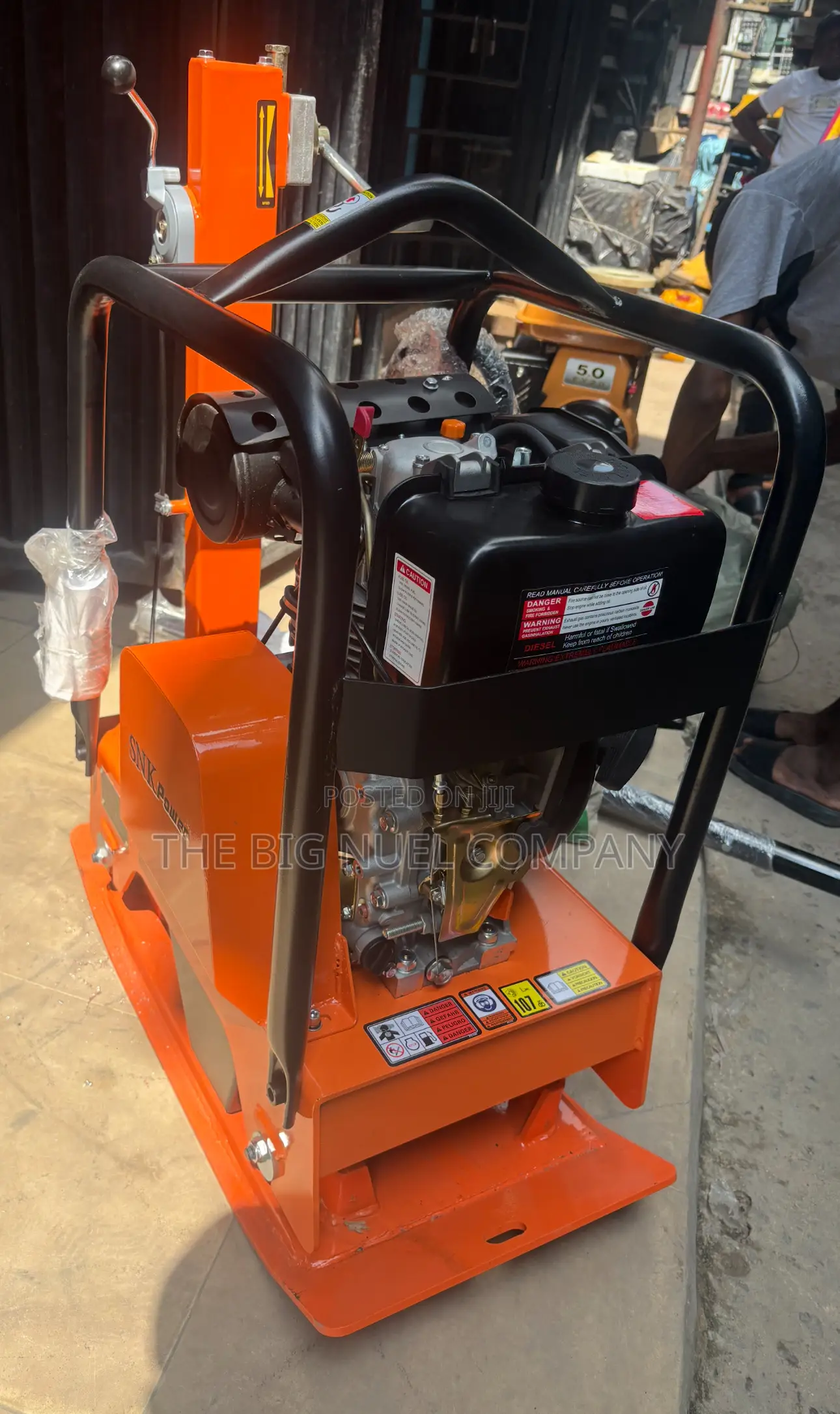 Strong C180 Diesel Engine Plate Compactor Machine Reversible