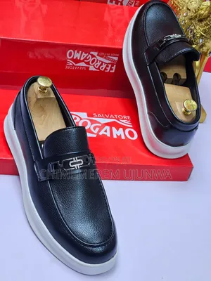 White and Black Sole Quality Leather Shoe