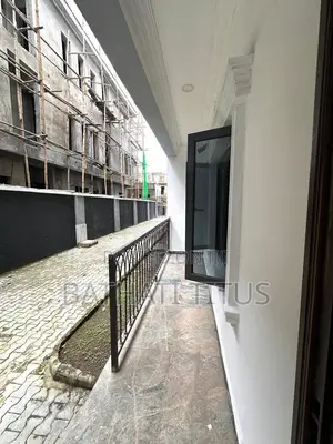 3bdrm Block of Flats in Jahi for rent