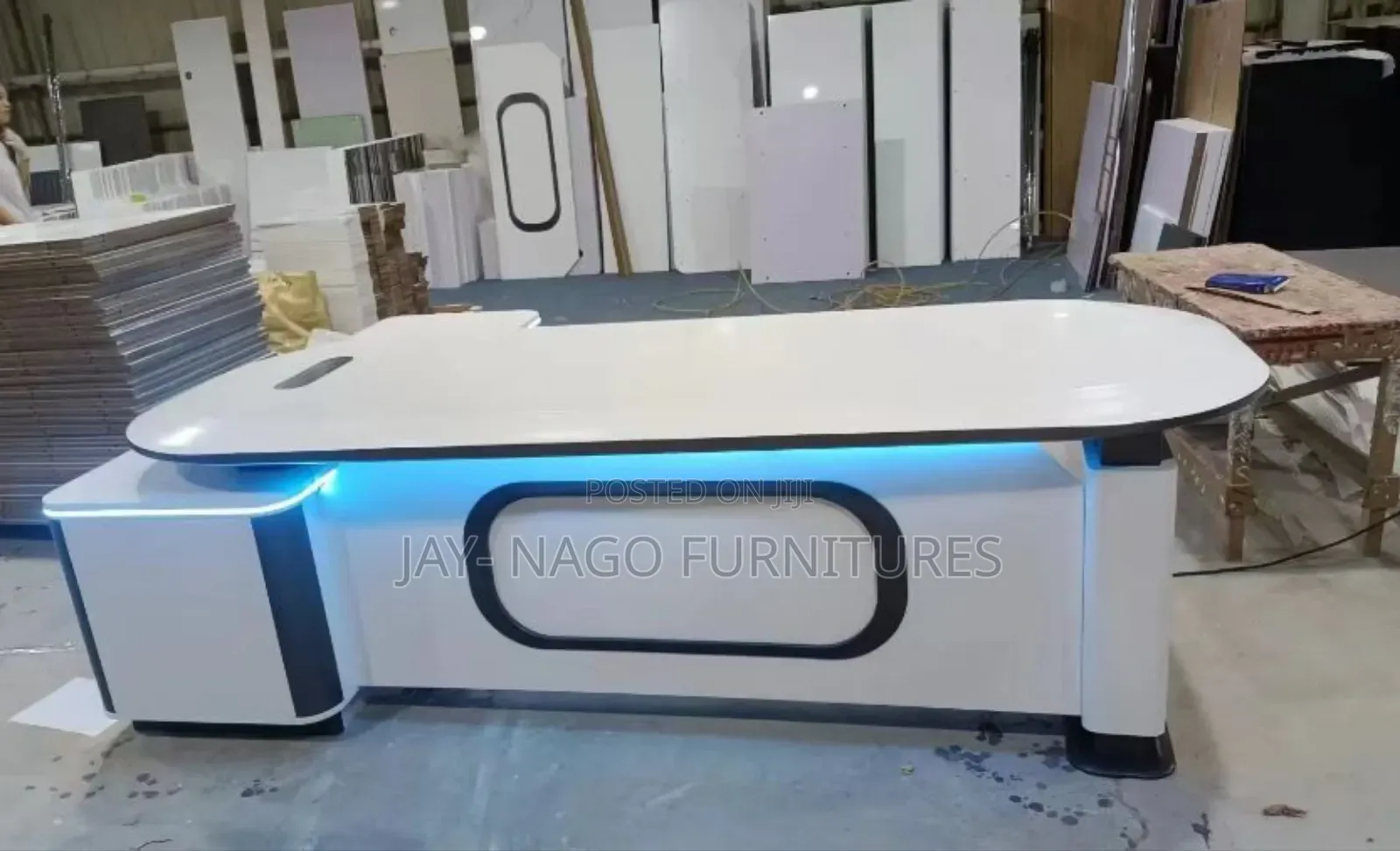 Executive Office Table With Lights