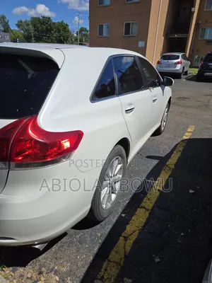 Toyota Venza AWD 2012 White