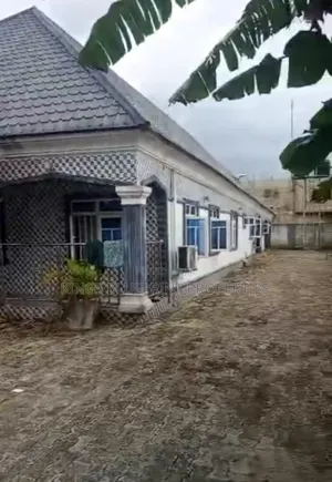 3bdrm Bungalow in Dsc Township, Warri for sale