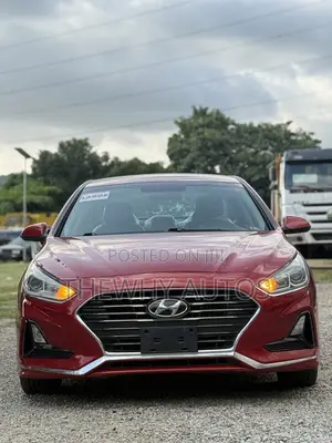 Hyundai Sonata SE 2019 Red