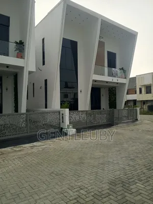 5bdrm Duplex in Discovery Park, Lekki Phase 2 for sale