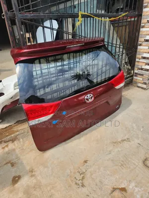 Toyota Sienna Complete Booth 2012 Model Neat One