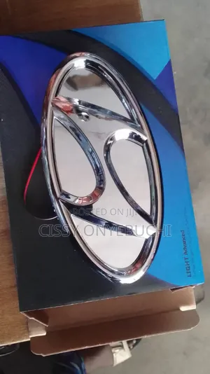 Front Logo for Hyundai With Light