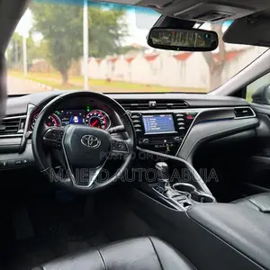 Toyota Camry XSE V6 (3.5L V6 8A) 2019 Red