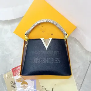 Women's New Fashion Style Versatile Niche Shoulder Bag