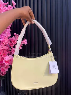 Luxury Versse Shoulder Bag Price;28