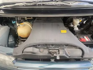 Toyota Previa 2000 Blue