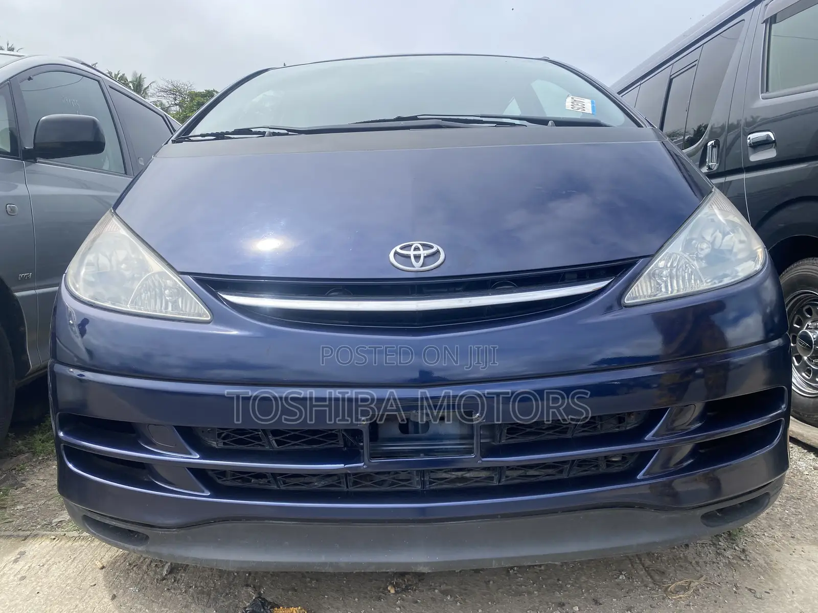 Toyota Previa 2005 Blue