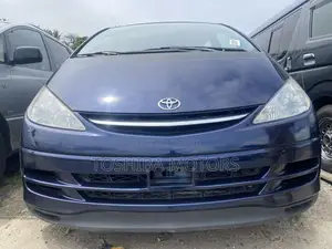 Toyota Previa 2005 Blue