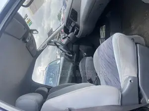 Toyota Previa 1999 Gray
