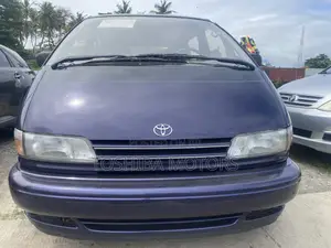 Toyota Previa 1999 Gray