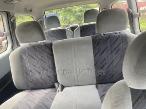 Toyota Previa 1999 Gray