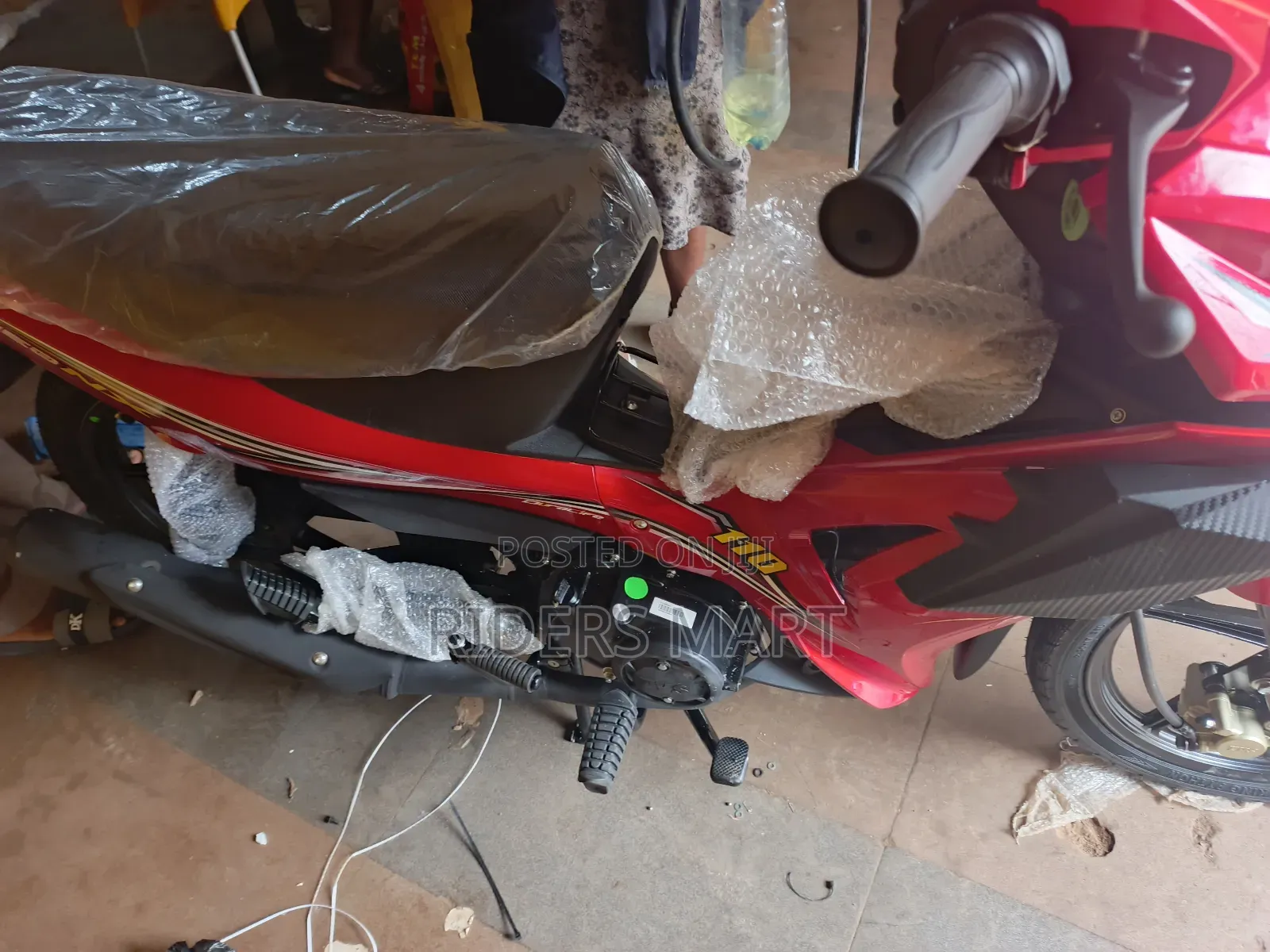 New TVS Neo NX 2022 Black