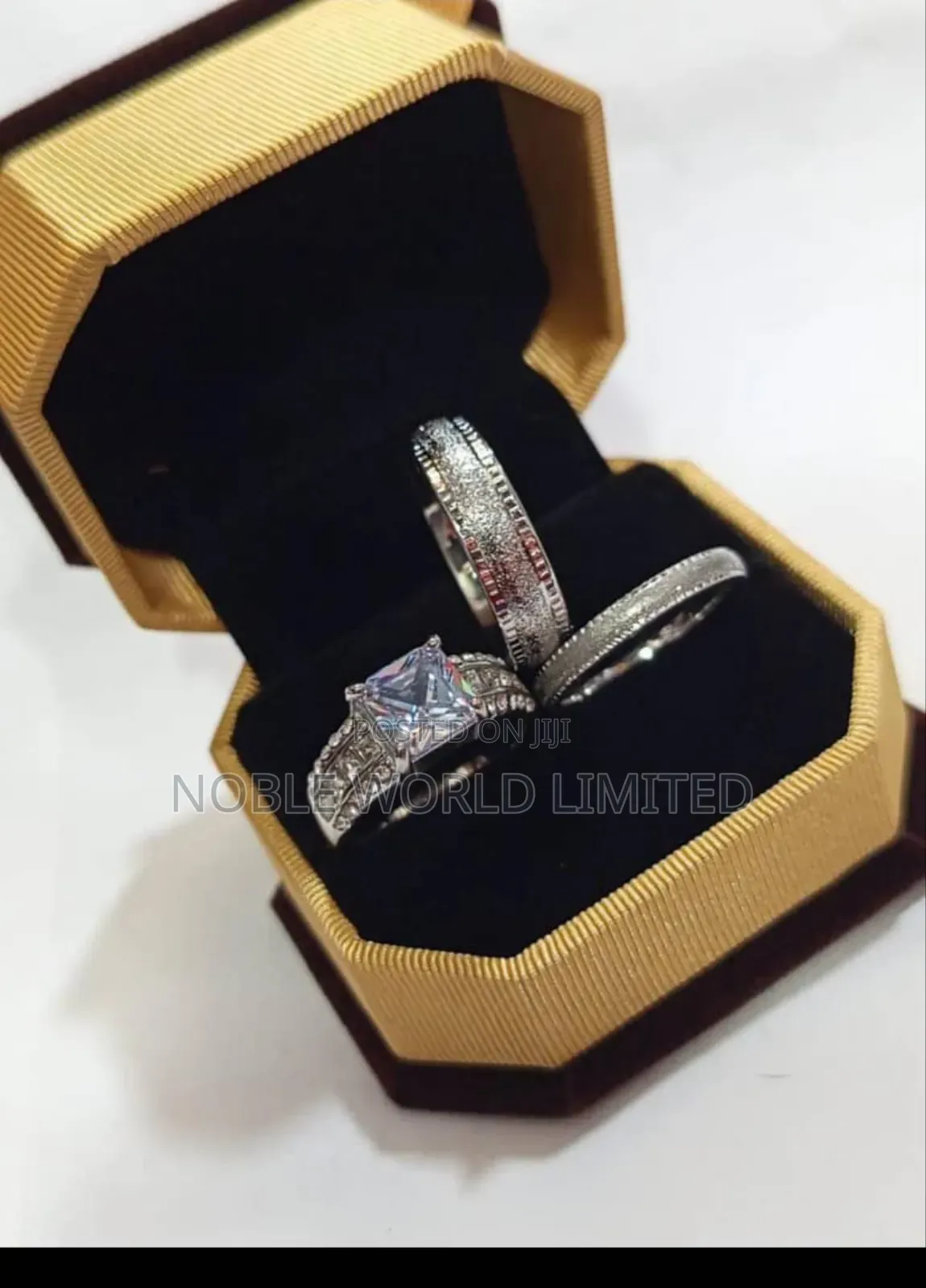 Silver Colour Non Tarnish Titanium Proposal/Wedding Rings