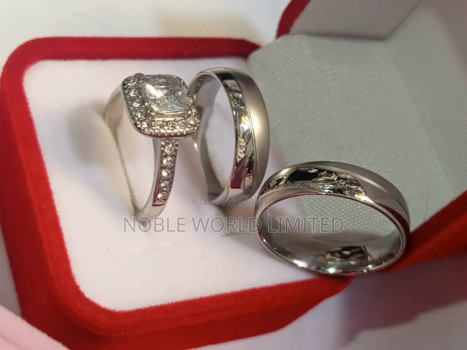 Silver Colour Non Tarnish Titanium Proposal/Wedding Rings