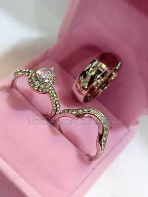 Silver Colour Non Tarnish Titanium Proposal/Wedding Rings