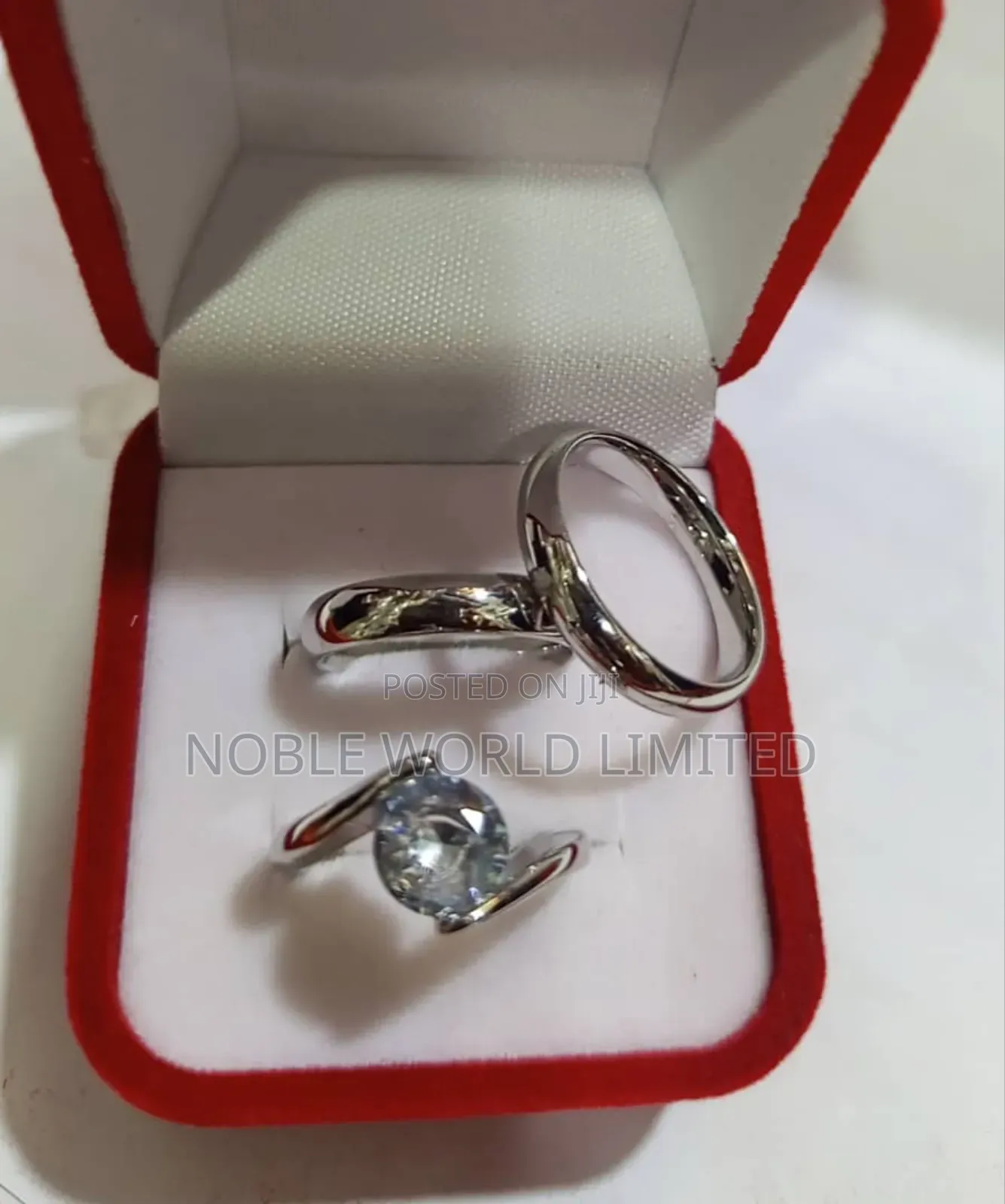 Silver Colour Non Tarnish Titanium Proposal/Wedding Rings