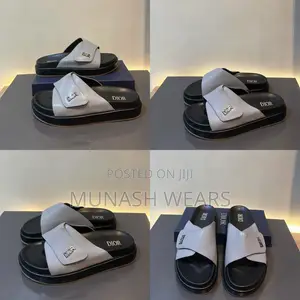 Classic Lv Monogram Slide