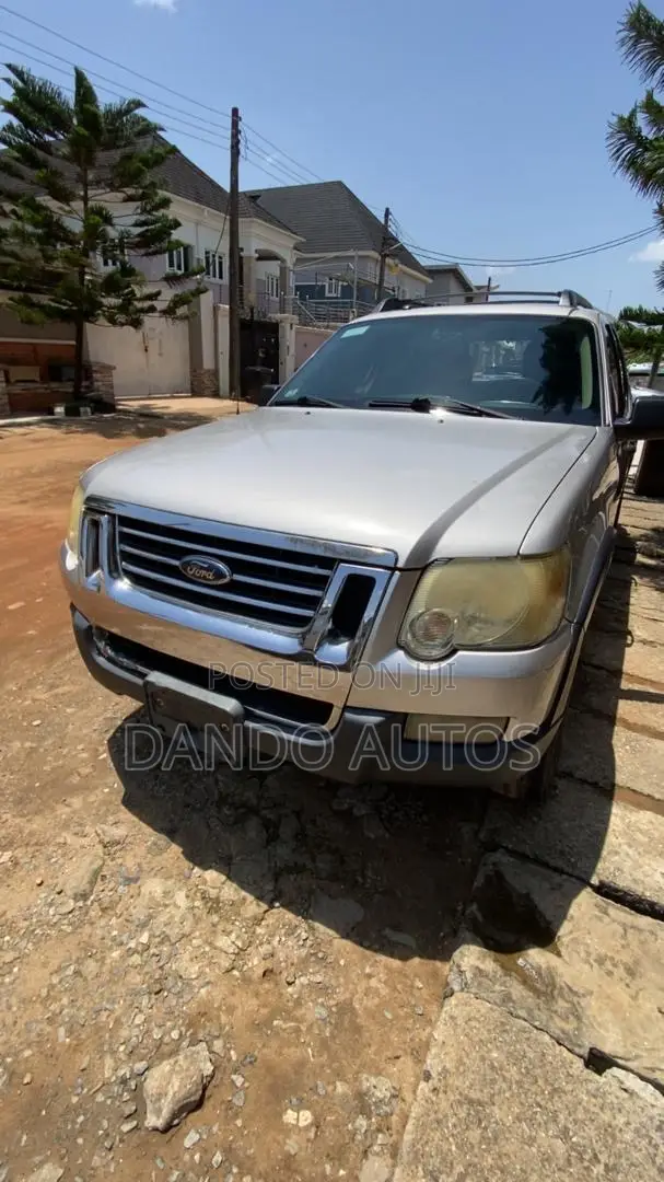 2010 Ford Explorer Limited 4dr 4x4 (4.0L 6cyl 5A)