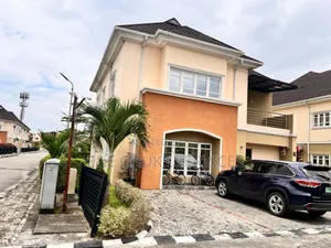 4bdrm Duplex in Obio-Akpor for sale