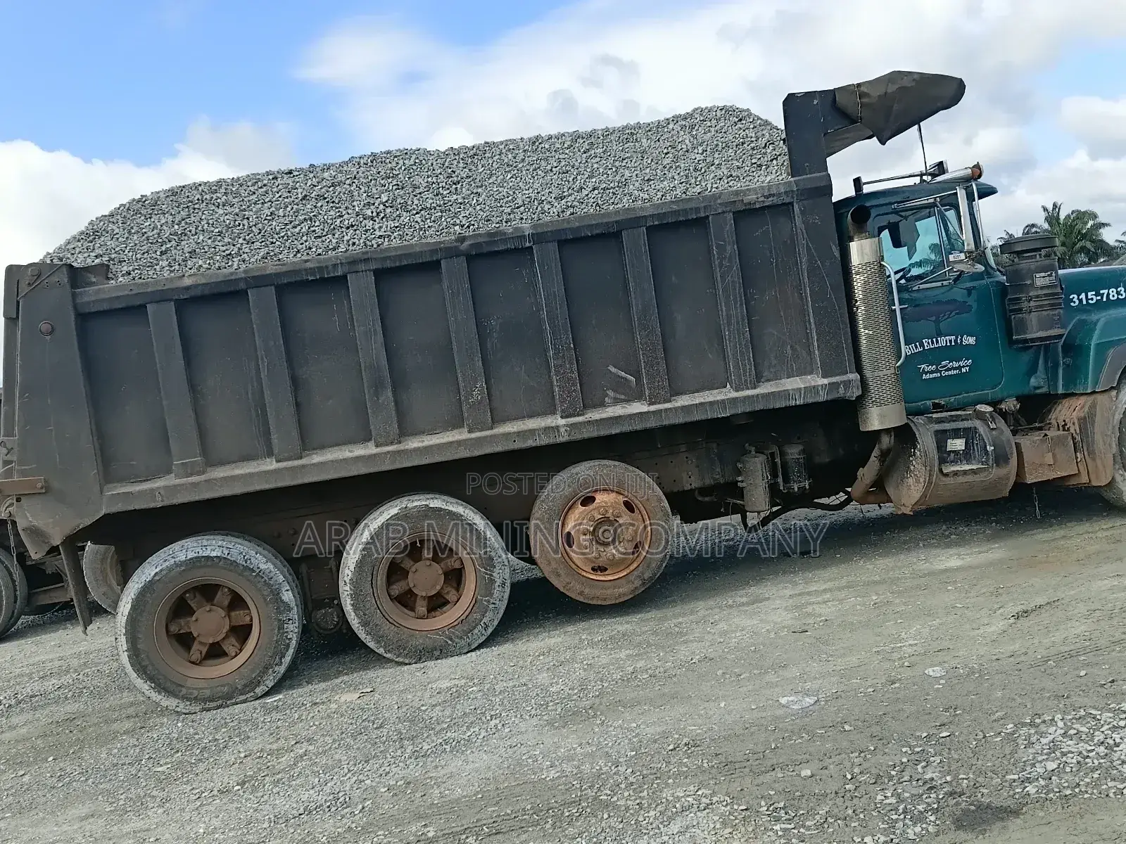 Arab Iron Black Chipping and Granite