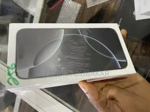 New Apple iPhone 16 Pro Max 256 GB White