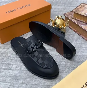 Louis Vuitton Black Leather Shoe