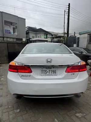 Honda Accord 2013 White
