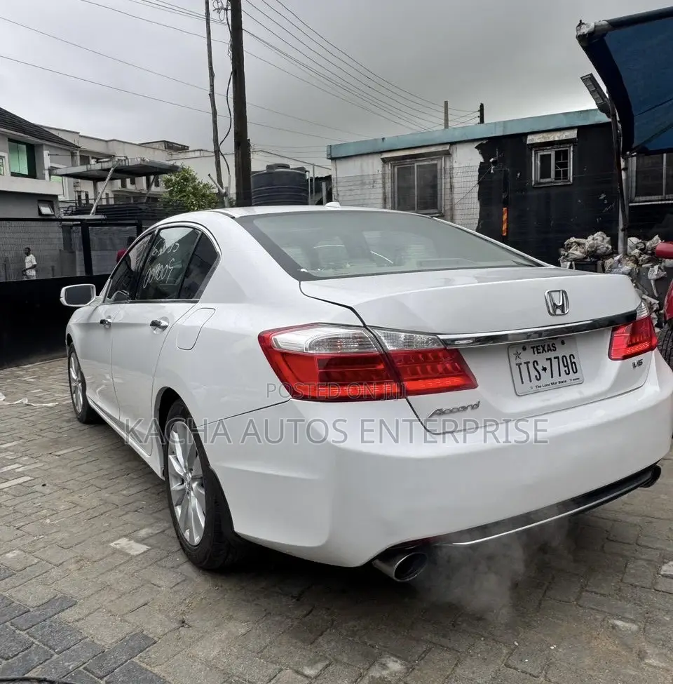 Honda Accord 2013 White
