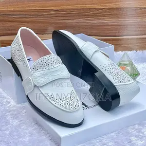 Nice Quality Italian Leather White Color Shoe