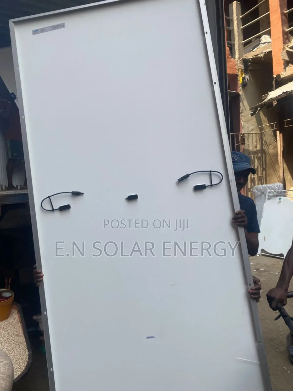 600watts Solar Panels Available Now
