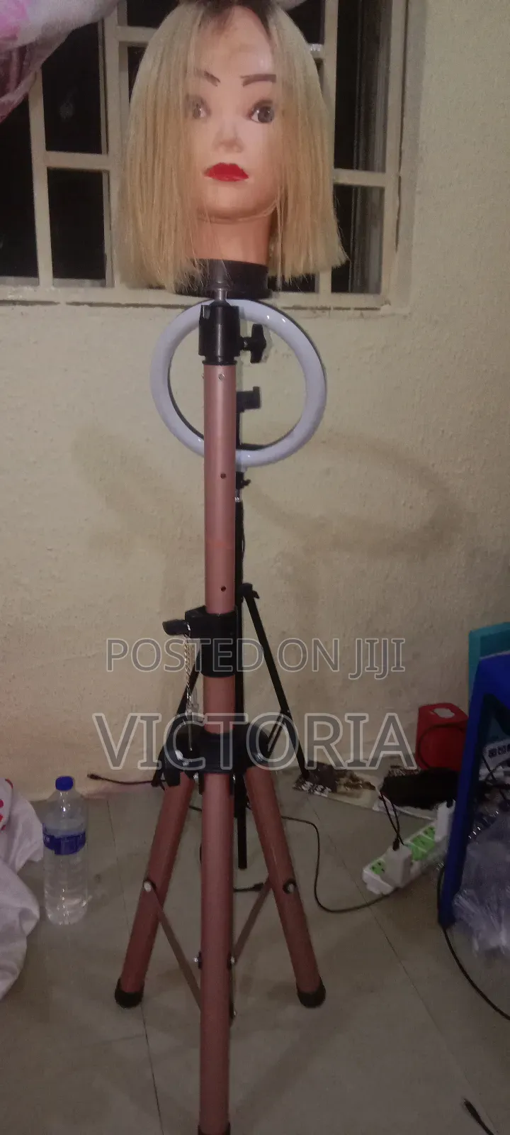 Victoria's Accessories