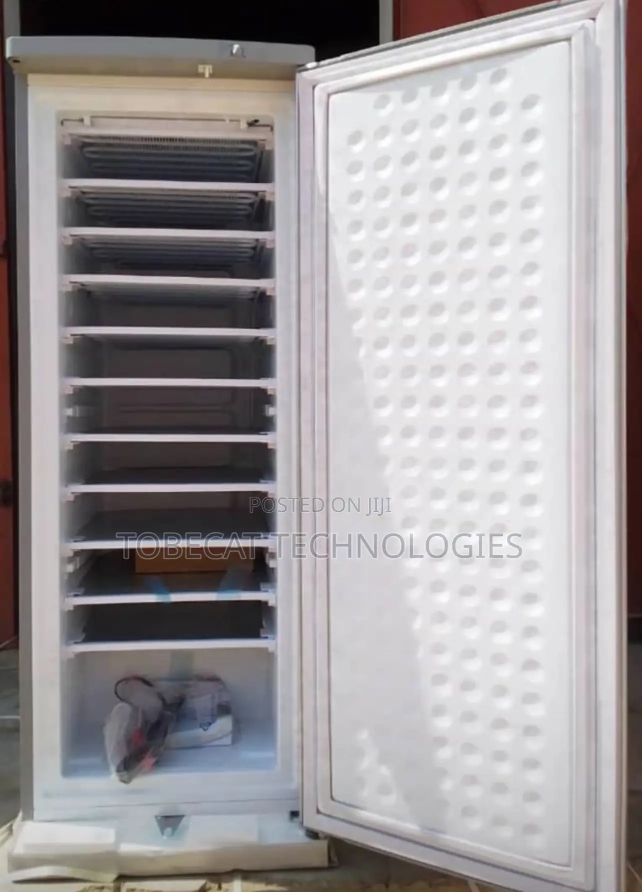 Powerful Solar Ice Maker /Deep Freezer – Energy Efficient