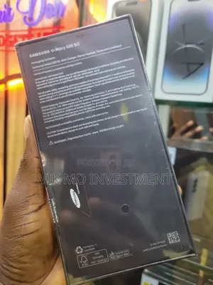 New Samsung Galaxy S20 128 GB Blue