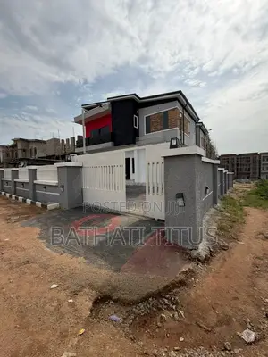 5bdrm Duplex in Gold Court Estate, Wuye for sale
