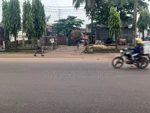 Land for Sale on the Expressway