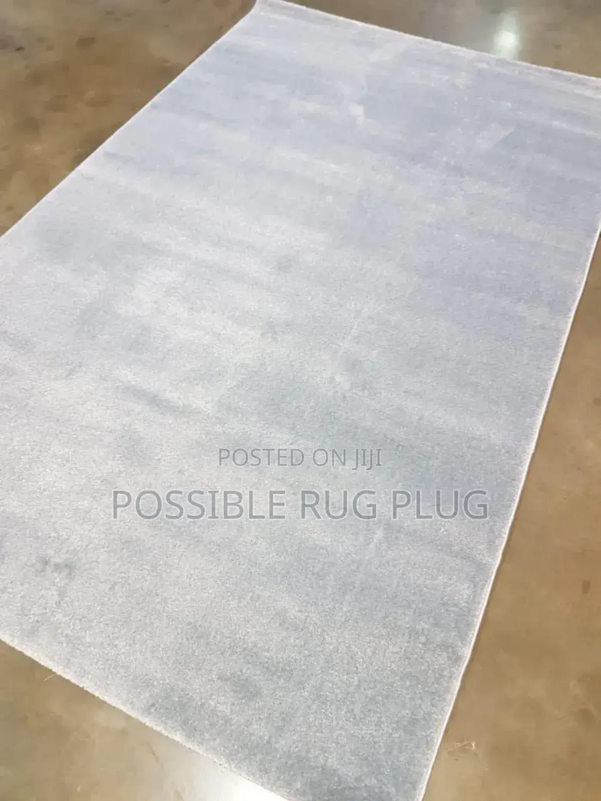 Thick Plain Gray Center Rug